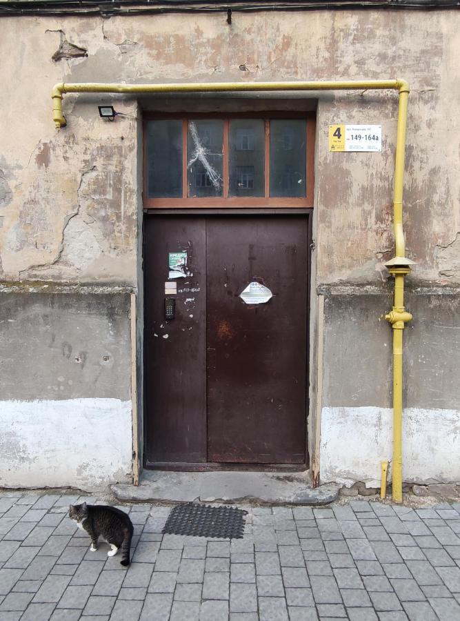 Квартира Біля Залізничного Вокзалу Lviv Eksteriør bilde